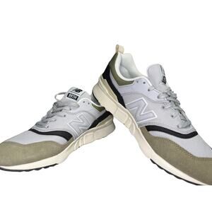 New Balance 997H CM997HWH - Mismatched Pair M9/9.5- New in Box